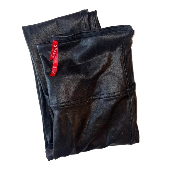 SPANX Black Faux‎ Leather Leggings Women’s Size M Medium Shapewear Shiny Shaping - Picture 1 of 5
